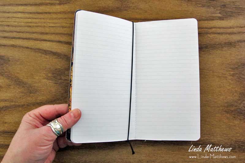 How to Make a Quick and Easy Traveler's Notebook Cover