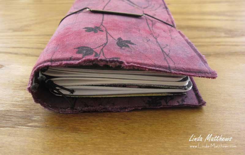 How to Make a Quick and Easy Traveler's Notebook Cover